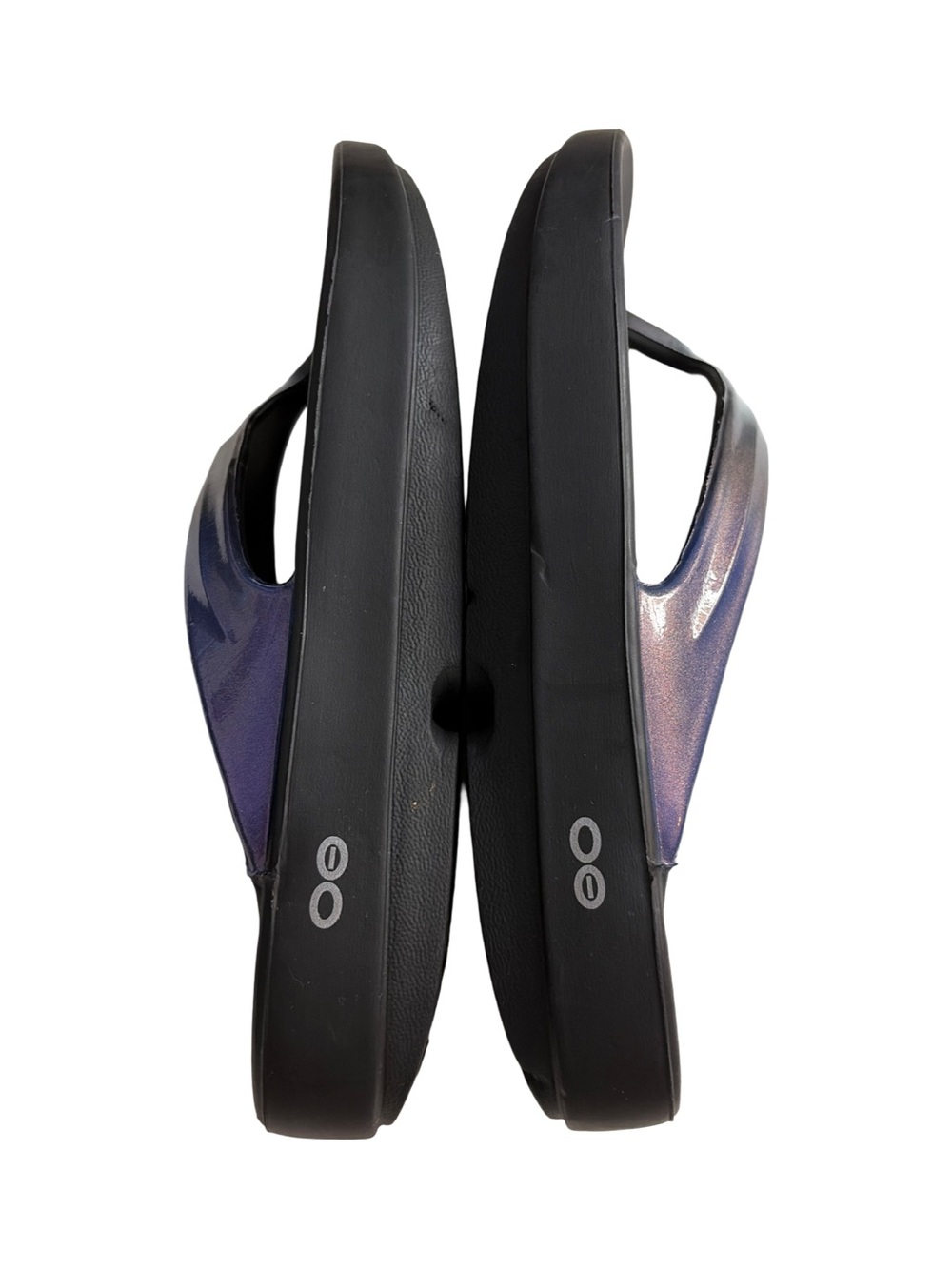 Oofos Oolala Luxe Recovery Black Flip Flops with Iridescent Straps - Picture 6 of 12